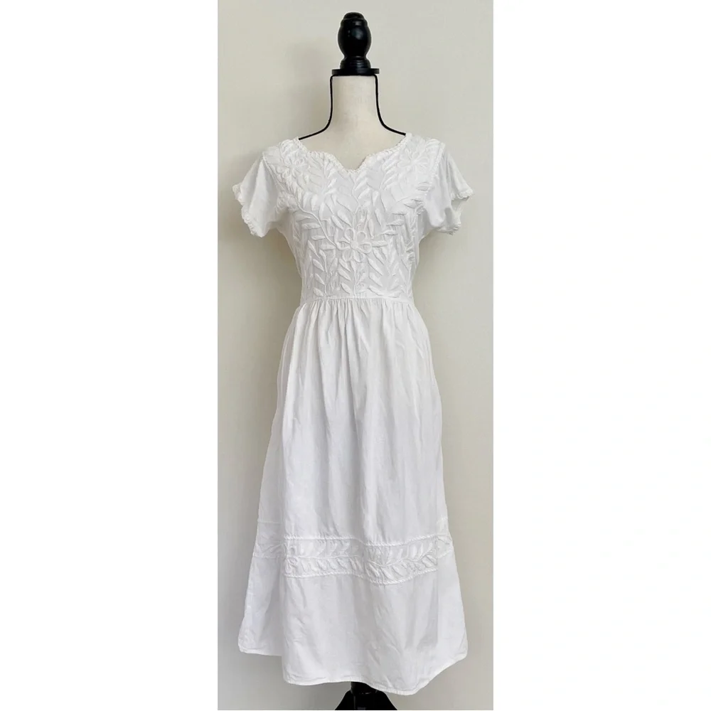 SOLD :: Vintage Embroidered Midi Dress - Picture 1 of 5